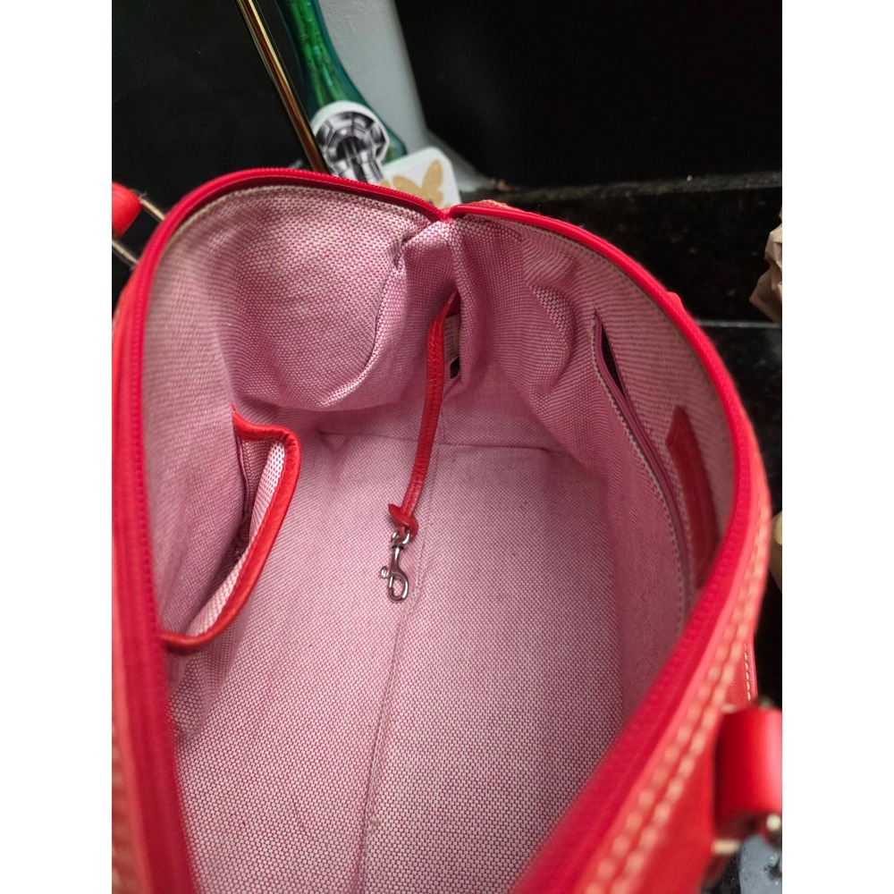 Dooney & Bourke Boston Barrel Bag Vibrant Red Leather Satchel - Picture 12 of 16